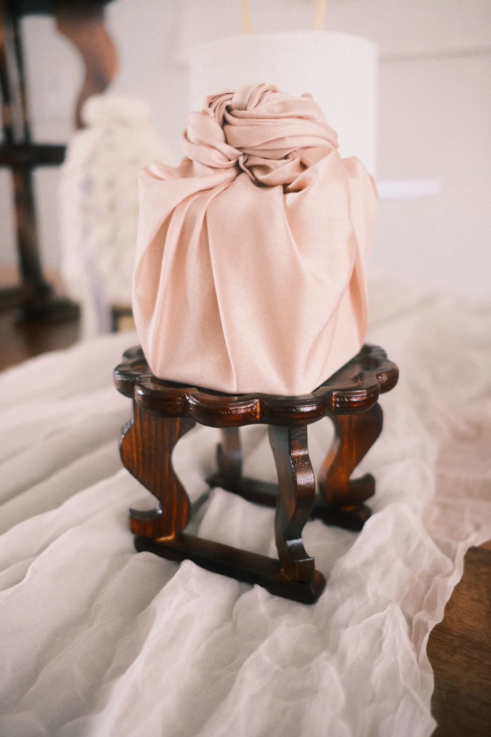 Scallop Soban Table for Rent | Ettie Kim Studio